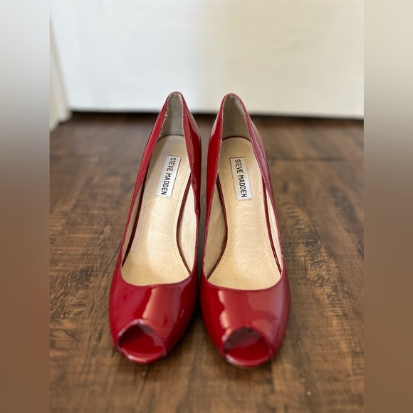 Steve Madden Shoes - Steve Madden Leather Heels